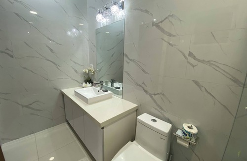 Saint Andrew Apartment | Charming Studio with AC and WiFi in marvelous Kingston