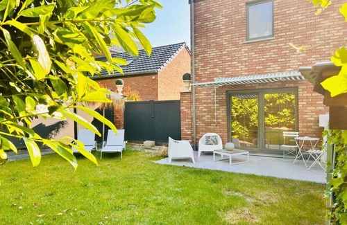 Amay Apartment | Charming suite with private garden - Ideal romantic getaway