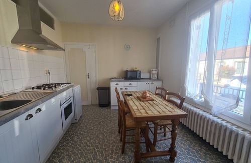 Chateauroux Cottage | Charming Townhouse with Garden, Near Downtown Châteauroux