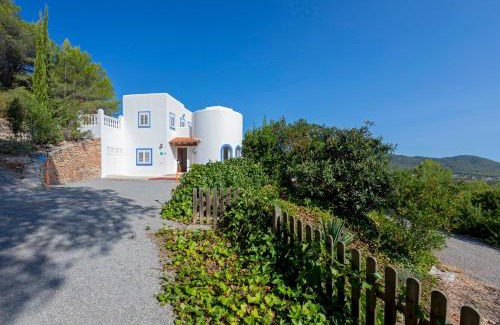 Sant Carles de Peralta Villa | Charming villa with pool, Can Toni Mateu.