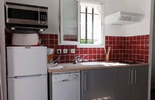 Bormes-Les-Mimosas Villa | Charming villa - 3 stars- in Bormes in property with swimming pool -Jujube NEW