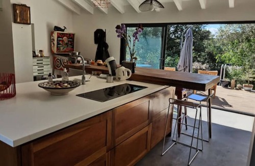 Quartier des Espesses House | Charming villa with all comforts, 2000M2 landscaped garden, ecological swimming pool