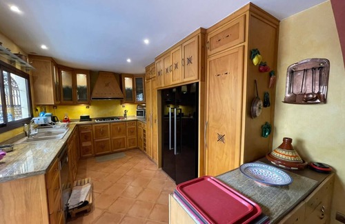 Cite Charaf Villa | CHARMING VILLA WITH SWIMMING POOL NEAR THE CENTER