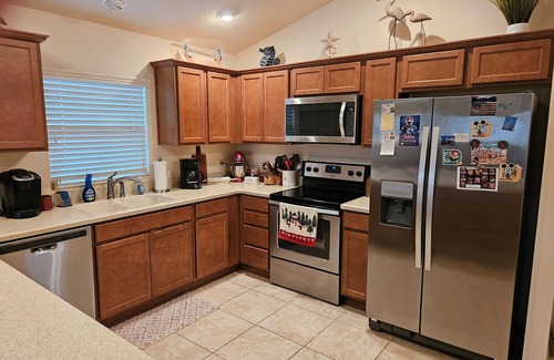 Fruitland Park House | Charming Waterfront 2-bedroom house with separate office in The Villages