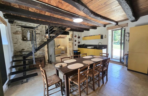 Carlux Cottage | Charming wooden cottage, 4 pers, pets allowed