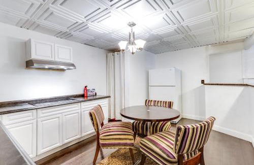 Worcester House | Charming Worcester Retreat with Private Pool!