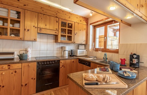 Sent Apartment | Chasa Val 735: Quiet 3 ½-room apartment with terrace and views of the national park