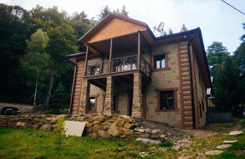 Perstejn House | Chata MYSLIVECKÁ - Lesní Údolí