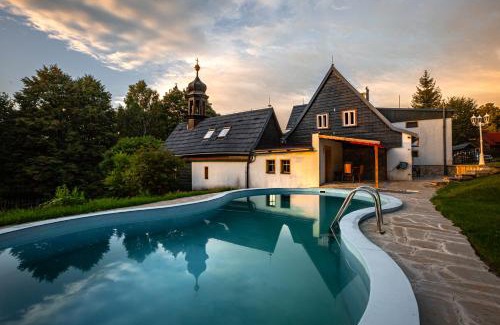 Jiretin pod Jedlovou Ski Chalet | Chata Zvoneček