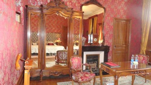 Lamastre Bed & Breakfast | Chateau d'Urbilhac