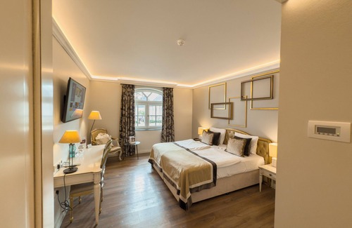 Luxembourg Ardennes Hotel | Chateau d'Urspelt