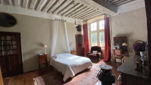 Montourtier Bed & Breakfast | Chateau de Bourgon