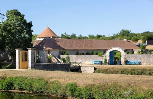 Saint-Loup-Lamaire Villa | Chateau De St Louis - Ten Bedroom Villa, Sleeps 24