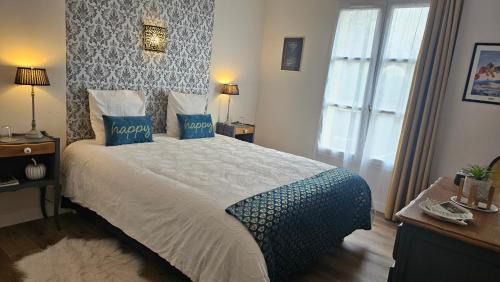 Saint-Pierre-de-l'Isle Apartment | Chateau de Mornay