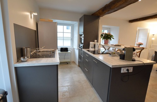 Chavagne Bed & Breakfast | Chateau des Fontenelles
