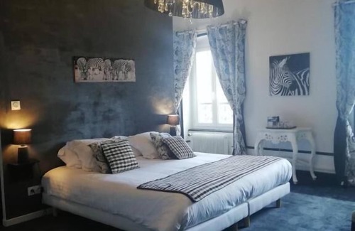 Saint-Cirgues-sur-Couze House | Chateau les 4 saisons