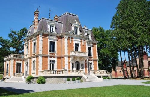 Valliere Bed & Breakfast | Chateau Sourliavoux, appartement en chambres d'hôtes