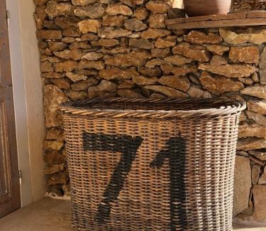 Saint-Ythaire House | Chatel de Bierre