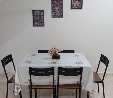 Kampung Geretak Nombor Tiga House | CHE SUE HOMESTAY 01