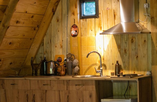 Khulo Cottage | Check Inn Merisi