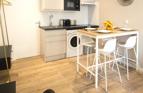 La Ferte-sous-Jouarre Apartment | ★Checkin Auto ★CENTRE-VILLE ★EUROPE CHIC