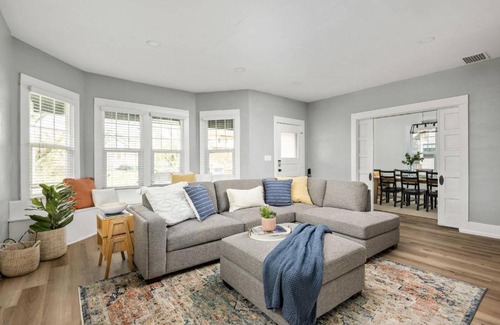 Newberg House | Chehalem Crest