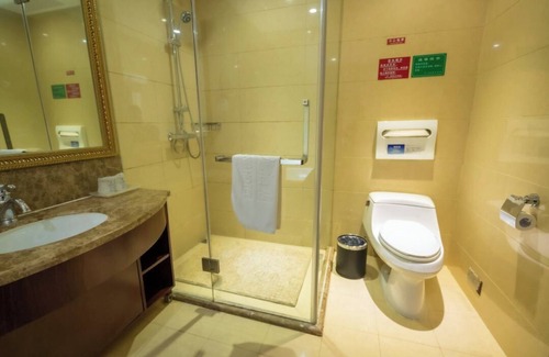 Shuangliu District Hotel | Chengdu Civil Aviation Dragon Hotel