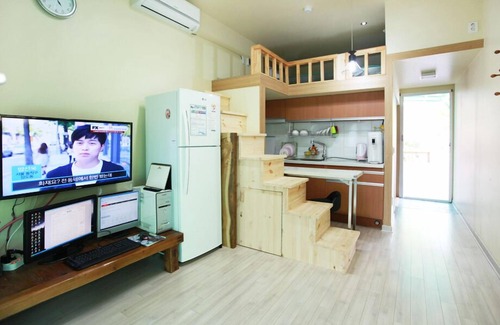 Oeseo Condo | Cheongpyeong Mulsori Pension