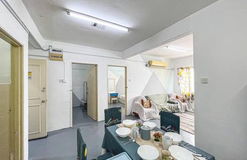 Batu 9 Cheras Apartment | Cheras, 1-10pax, FREE WIFI, 3BedRoom