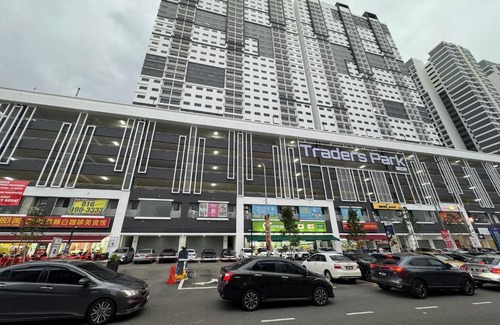 Kampung Bukit Dukong Apartment | Cheras Trader Park By JR