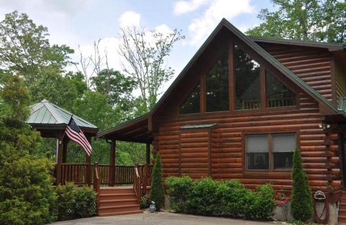 Qualla House | Cherokee Ridge Retreat