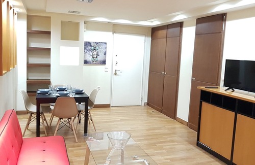 Kypseli Apartment | Cherry Apartment - Athens Center, 4 BD, 2 BATH