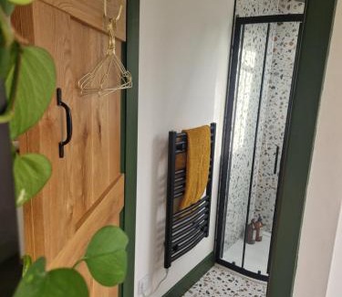 Aldermaston House | Cherry Lodge