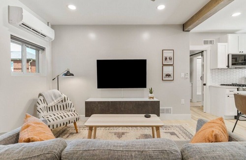 Cherry Street House | Cherry Street Getaway