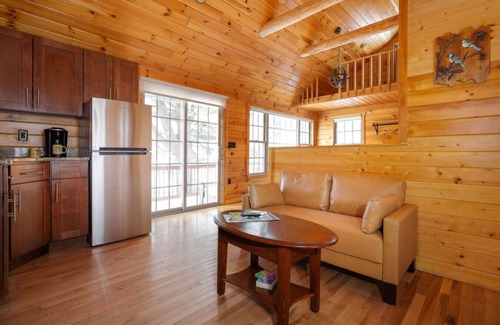 Bethlehem Cabin | Chestnut Studio: Cozy Lakefront Cabin Retreat
