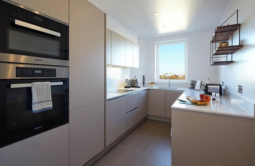 Courtfield Apartment | Cheval Gloucester Park at Kensington