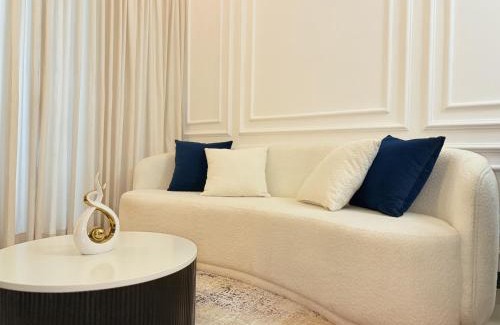 Ibbanwala Apartment | Chevalra Luxury TRI-ZEN Apartment in Central Colombo - Galle-Face & Lotus Tower View