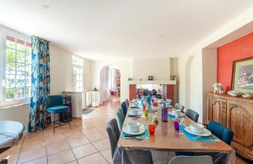 Montpouillan House | Chez Annie et William