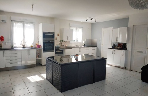 Sassay House | Chez'Elles residential house