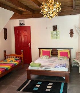 Terre-de-Bas House | Chez HENRIETTE