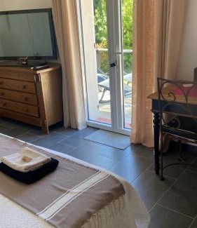 Regusse Bed & Breakfast | Chez Katty