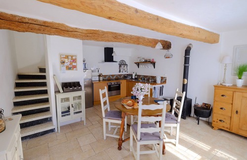 Olonzac House | Chez LuLu – charming village house with roof terrace in the heart of Olonzac