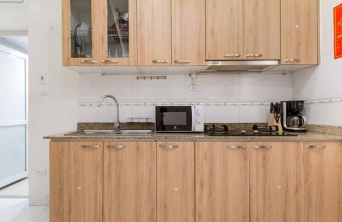 Truc Bach House | Chez Max's Elegant Fullhouse Minutes to the Old Quarters