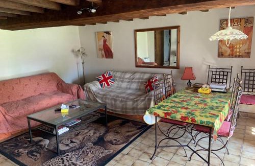 Roches House | Chez Milo, rural cottage