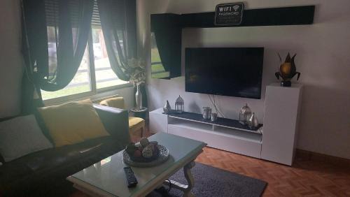 Pont des Demoiselles-Montaudran-La Terrasse Apartment | Chez mymy