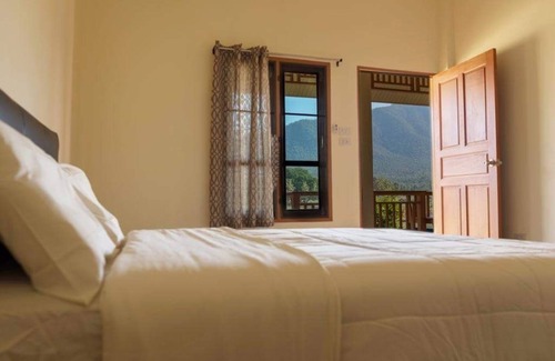 Mae On Bed & Breakfast | Chiang Mai Resort Getaway Deluxe Room