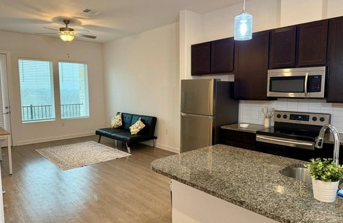 Leander Apartment | Chic 1-bedroom apartment with WiFi, fitness room in charming Leander