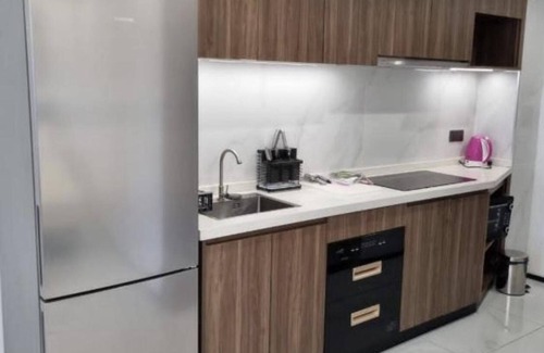Kigali Apartment | Chic 1-bedroom with fitness room and WiFi in fabulous Kigali