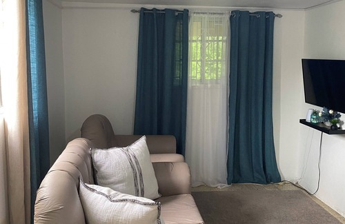 Priory Apartment | Chic 1bedroom with AC and WiFi in charming priory area1- 2 min walk to the beach