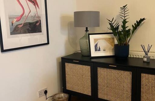Willingham House | Chic 2 bedroom cottage